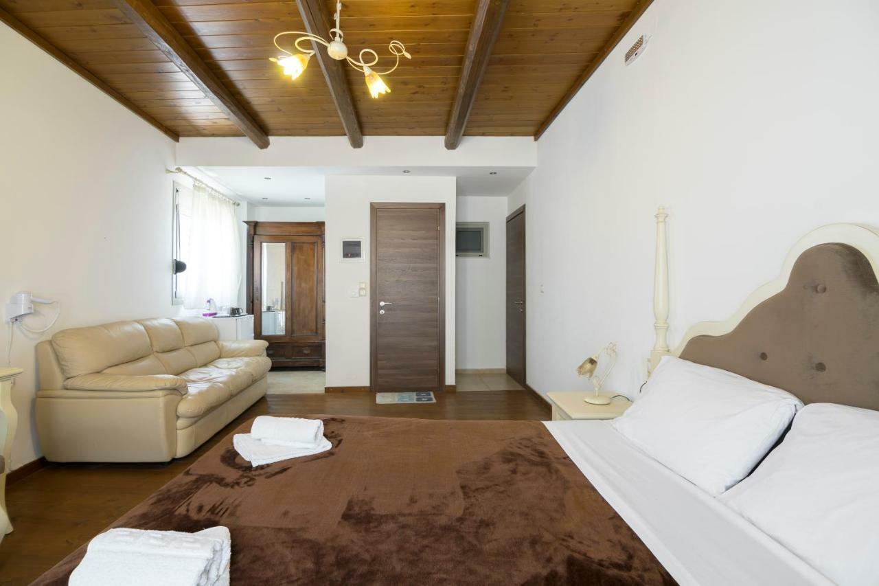 Hotel Zarós Esterno foto