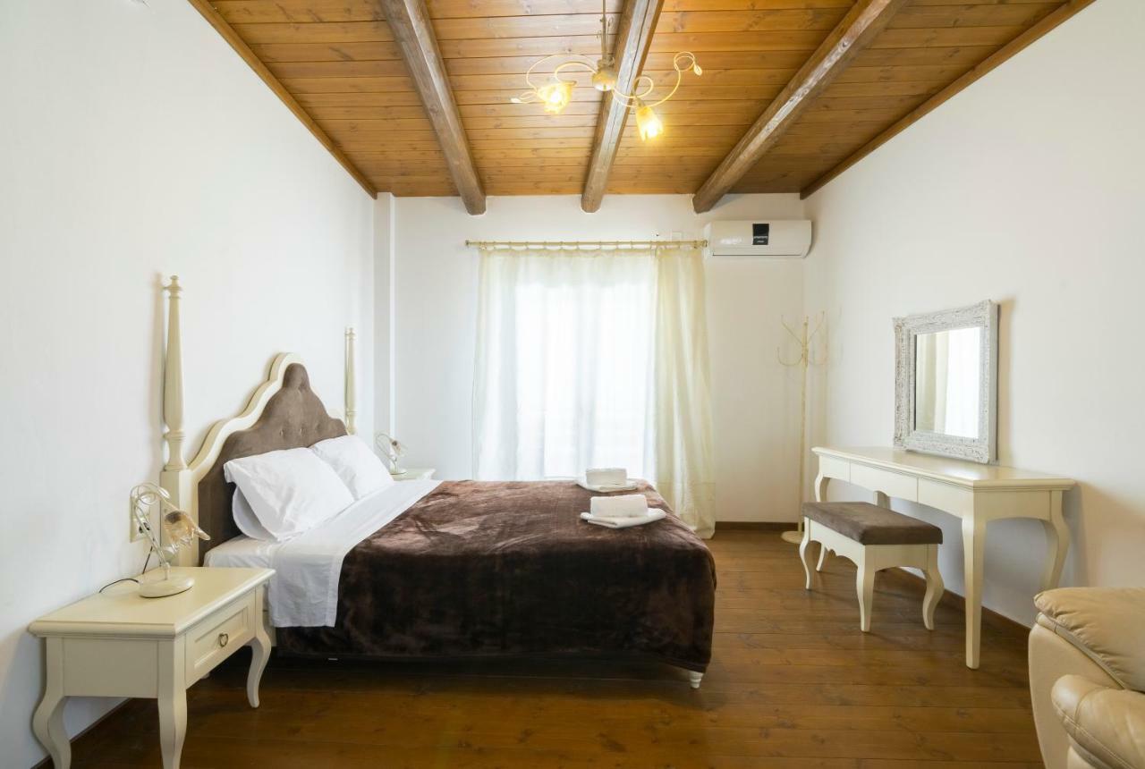 Hotel Zarós Esterno foto